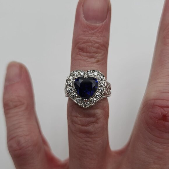 Size 5 Sterling Silver Blue Heart Cubic Zirconia Gem Ring A2874 - Picture 4 of 9